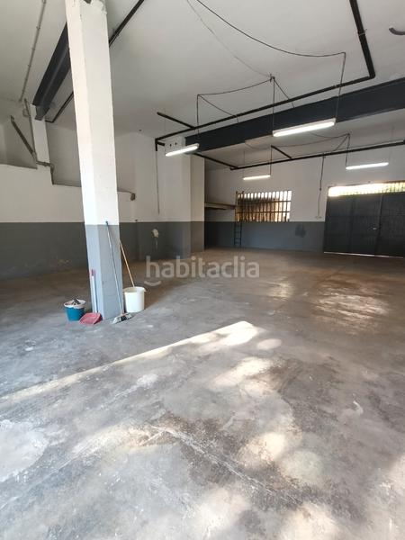 Foto 42ebdc14-d36b-49bf-ab40-e1a502614ff5. Location local commercial dans Sant Climent de Llobregat