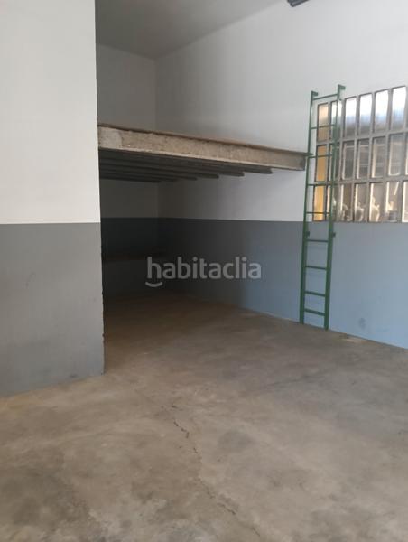 Foto 8d9efb58-0a07-43dd-977d-de7b9beaa9a3. Location local commercial dans Sant Climent de Llobregat