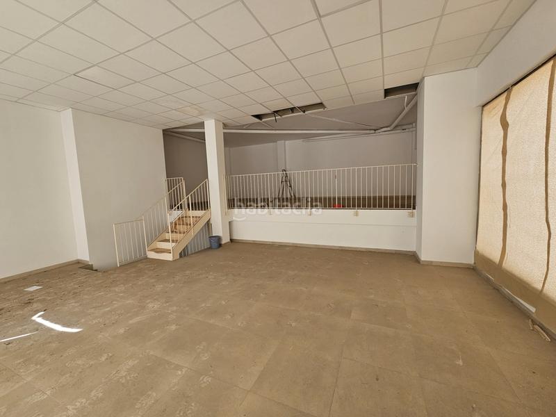 Foto 1490aea2-efb6-4a16-ab7b-d8bb09e21765. Lloguer local comercial a Sant Climent de Llobregat