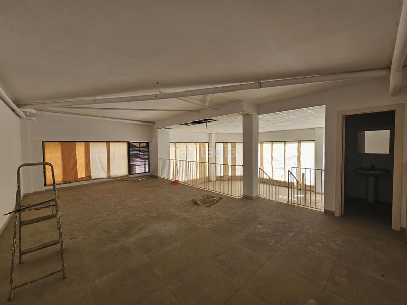 Foto d3f58876-b5b5-4f91-ad3d-500dfdab9fb9. Lloguer local comercial a Sant Climent de Llobregat