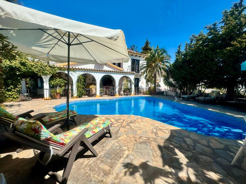 Foto b5eb9f0c-d376-4d84-904b-6df49cd9a6f9. Chalet with parking pool in Casablanca - La Viñuela Benalmádena