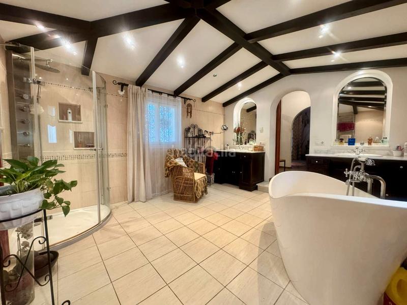 Foto 5aec6f18-9ab3-46f3-97da-40be53e3ce48. Chalet con parcheggio piscina in Casablanca - La Viñuela Benalmádena