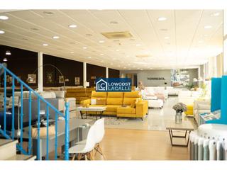 Nau industrial  Del desarrollo. Nave comercial en venta en centro