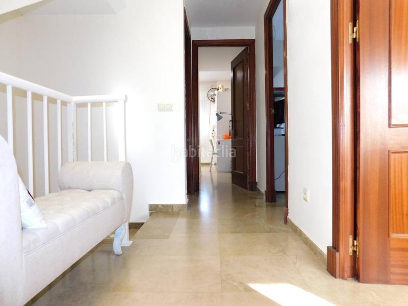 Foto 3b7bece6-e8fb-430f-ba83-a45c74743485. Casa lowcost lacalle presenta en exclusiva amplia vivienda adosada con dos garajes subterraneos y piscina comunitaria en Puerto Real