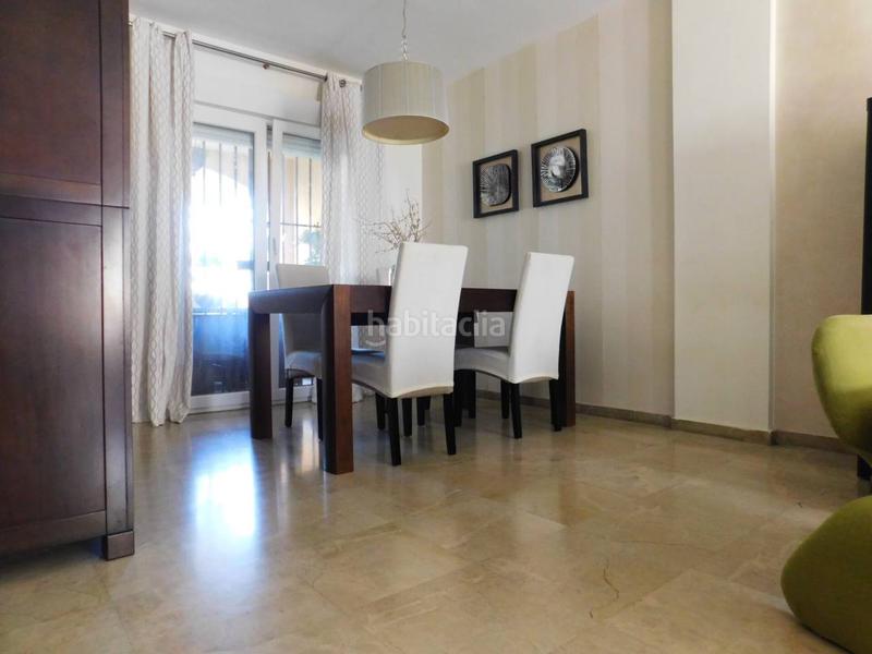Foto 9d20c42e-888d-455b-a3c3-c177a7608024. Casa lowcost lacalle presenta en exclusiva amplia vivienda adosada con dos garajes subterraneos y piscina comunitaria en Puerto Real
