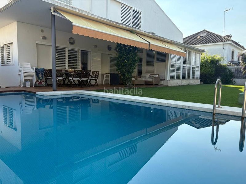 Foto 01570930-c860-4640-bc3e-08fffa4eda41. Casa amb aparcament piscina a El Altillo Jerez de la Frontera