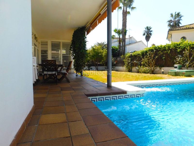 Foto bdb75765-5da2-4e95-a81d-c1a8a55eaa55. Casa amb aparcament piscina a El Altillo Jerez de la Frontera