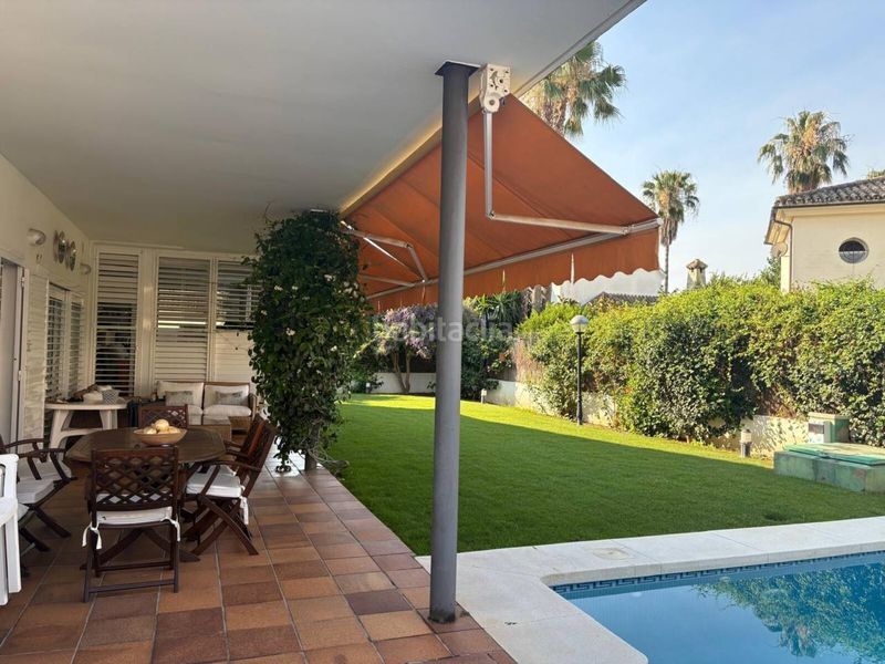 Foto d09de47d-f09a-4050-ad55-786edffb92e4. Casa amb aparcament piscina a El Altillo Jerez de la Frontera