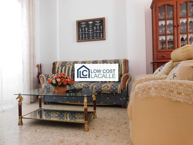 Foto 17ce1deb-4e7b-4175-9f2b-e1f1d50755a6. Casa amb aparcament a El Rocío - La Milagrosa Jerez de la Frontera