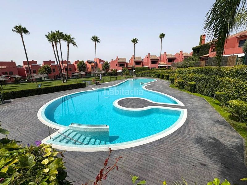 Foto efc1bcd0-1286-4cf4-835f-2229de15a979. Casa amb aparcament piscina a Puertas del sur - Guadabajaque Jerez de la Frontera