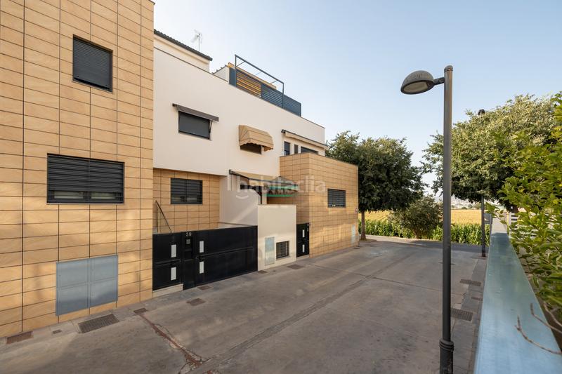 Foto 1d7b0678-f553-4196-9edd-6bcb5db19f69. Flat with heating parking pool in Poniente Armilla
