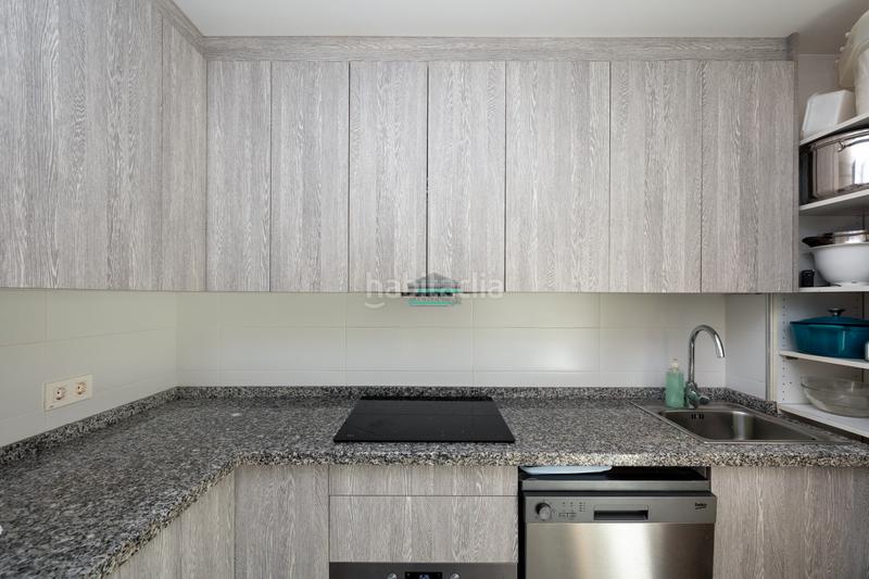 Foto e6d10a55-887e-4dba-bc03-0f1e43096a85. Flat with heating parking pool in Poniente Armilla