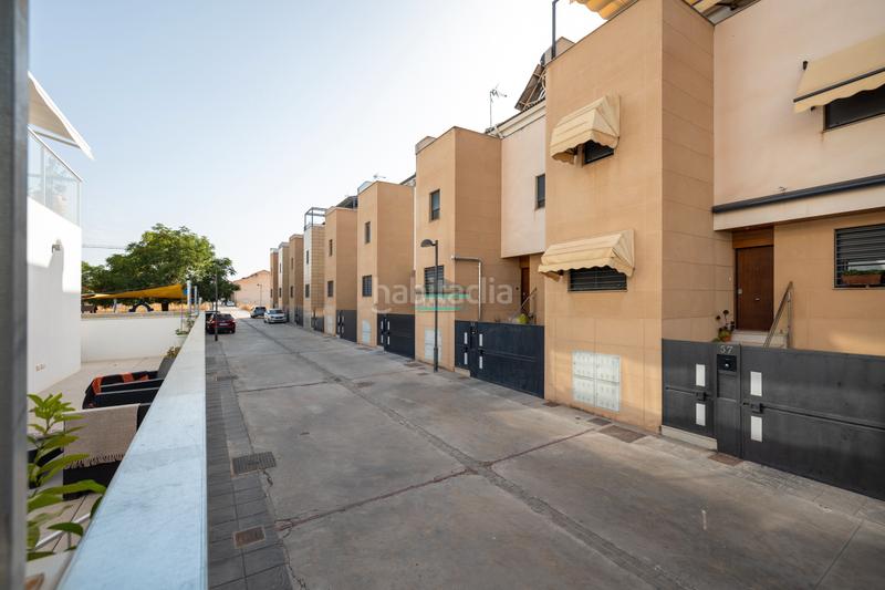 Foto 6d6d650a-dbbd-40d3-86a2-4233600f5e52. Piso en Poniente Armilla
