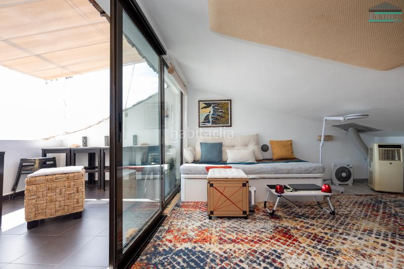 Foto f092bb3a-2770-4b93-9ca5-830c77945e65. Casa aparellada a Barrio de Albaicín Granada