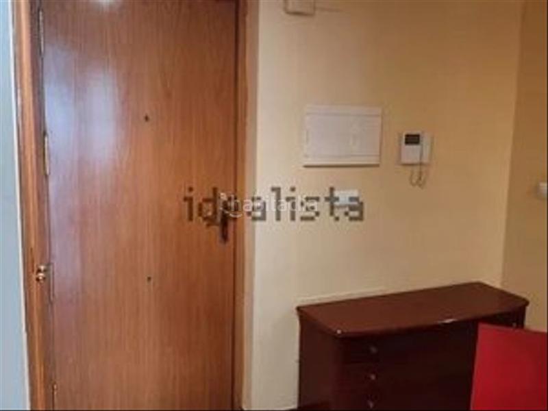 Foto f0f76435-5d59-4797-b072-3702b7fef3db. Flat with heating parking in Camino de Ronda Granada