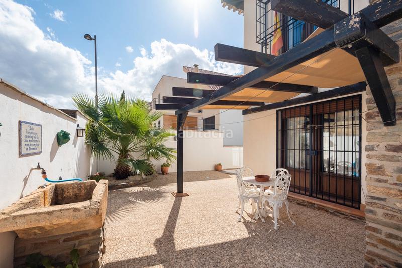 Foto 0e385fec-3c25-4898-993a-f411e85cf594. Chalet mit heizung parking pool in Altos de la Zubia Zubia (La)