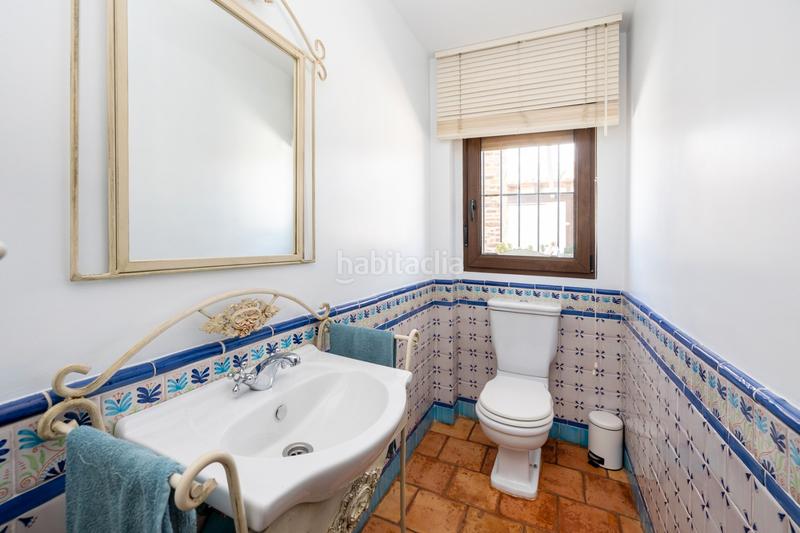 Foto 175228d8-5655-4fad-b419-29ce2a638034. Chalet mit heizung parking pool in Altos de la Zubia Zubia (La)