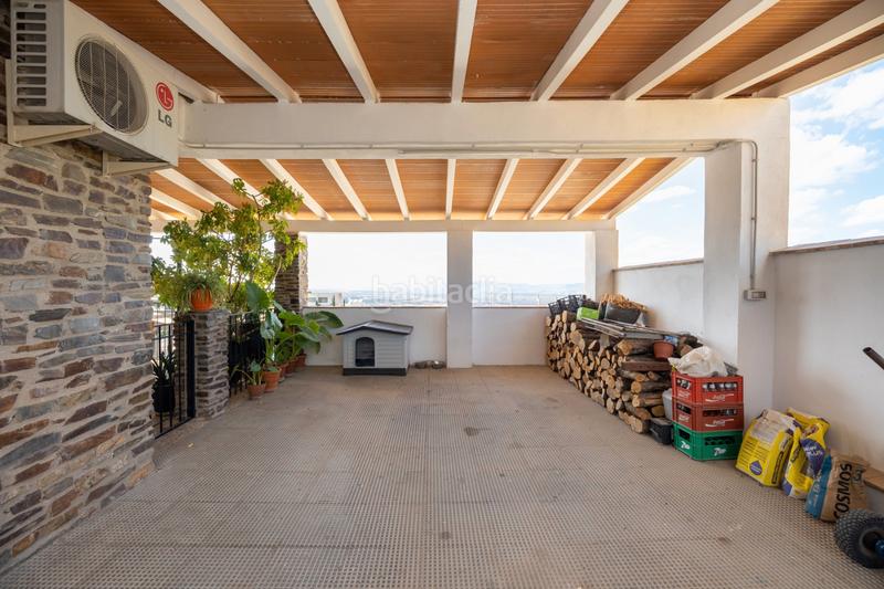 Foto 1aa5211f-50d9-49a8-86d1-f26492fd4c00. Chalet mit heizung parking pool in Altos de la Zubia Zubia (La)