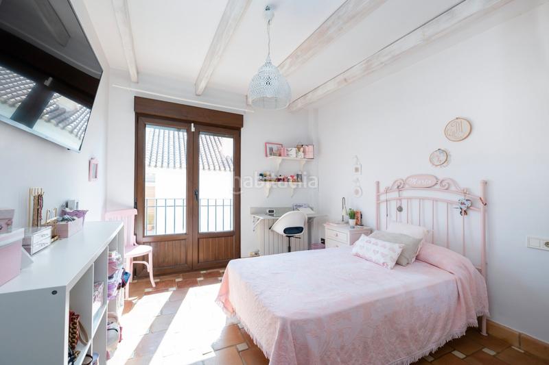 Foto 85f643ee-cce8-4494-9f80-0baa2c280640. Chalet mit heizung parking pool in Altos de la Zubia Zubia (La)