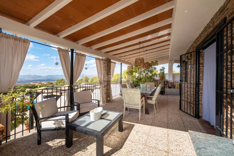 Foto a457e582-228d-4590-b530-387244b6e296. Chalet en Altos de la Zubia Zubia (La)