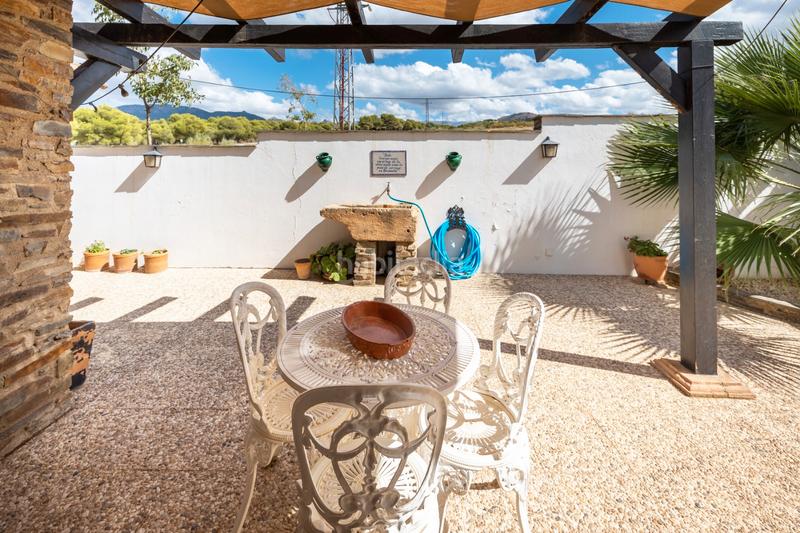 Foto ee2a2159-c8db-4a16-90cf-9ef651f1faf3. Chalet en Altos de la Zubia Zubia (La)