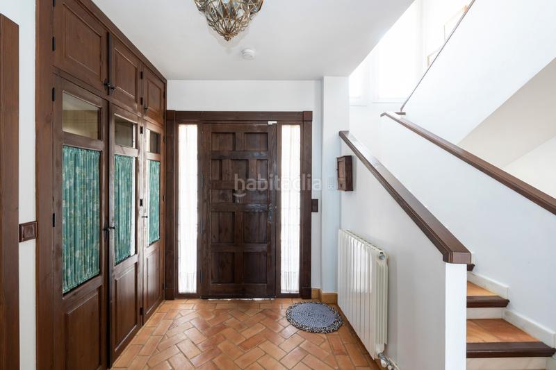 Foto d1f1a1c2-2aaa-45d8-939f-7df22dfbaf30. Xalet amb calefacció aparcament piscina a Altos de la Zubia Zubia (La)