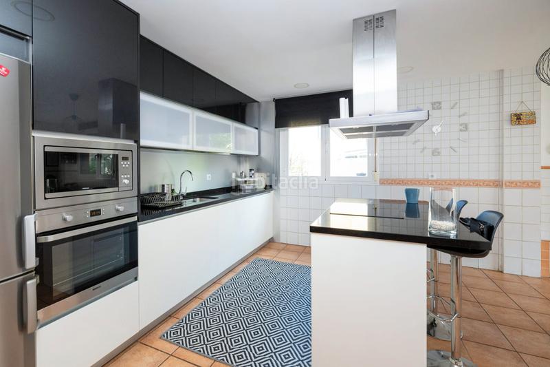 Foto 378138e4-20dd-4488-86f6-b76bce20c647. Chalet mit heizung parking pool in La Zubia Ciudad Zubia (La)