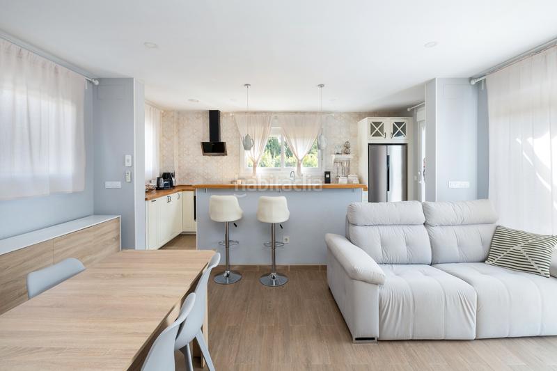 Foto 027fe922-9d88-4540-a1c0-a50fae1cc918. Chalet con camino riscaldamento parcheggio piscina in Ogíjares