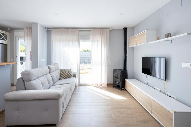 Foto 456eb122-baa0-445c-a014-008a732b861e. Chalet con camino riscaldamento parcheggio piscina in Ogíjares