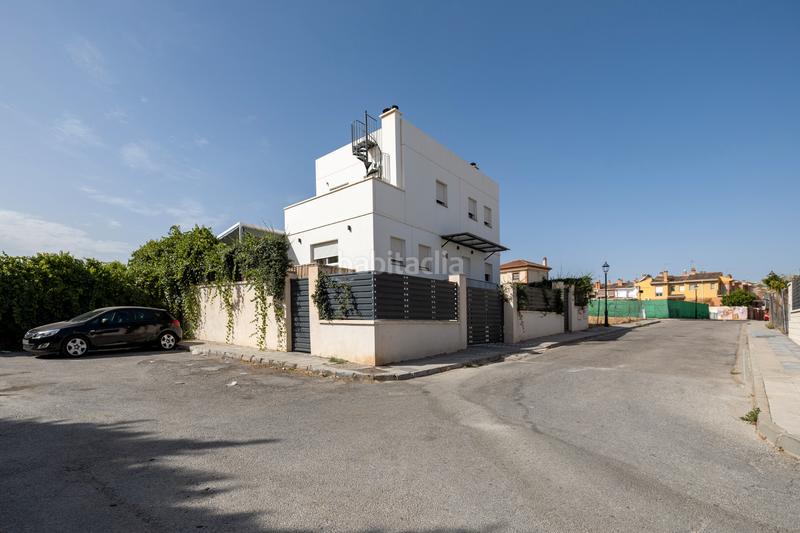 Foto 6d275253-719d-4462-8ee5-a4b9233dc5b3. Chalet con camino riscaldamento parcheggio piscina in Ogíjares