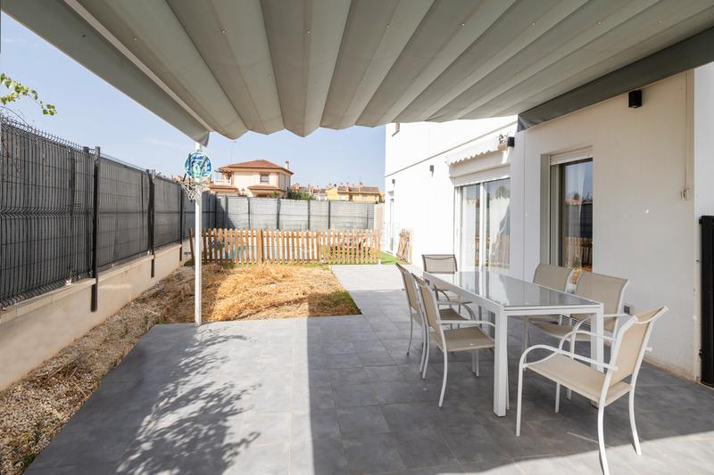 Foto 7d6fd0e8-d5e6-4afe-8d44-4dcb3be0e286. Chalet con camino riscaldamento parcheggio piscina in Ogíjares