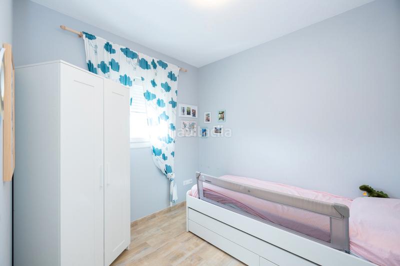 Foto 94b06b18-83f6-47d2-9771-89333d181595. Chalet con camino riscaldamento parcheggio piscina in Ogíjares