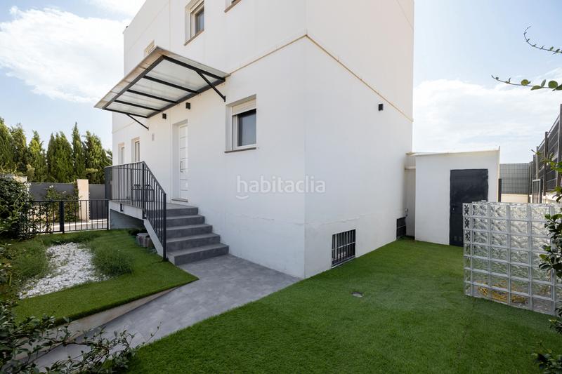 Foto f463ca22-830c-4472-84a5-4183ffdb8056. Chalet con camino riscaldamento parcheggio piscina in Ogíjares