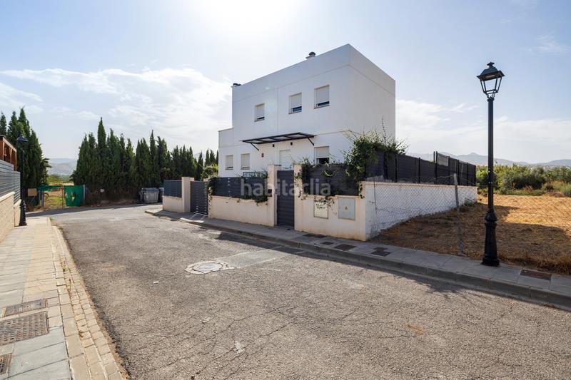 Foto f55001a3-ff10-4eea-908e-e51fec3ab140. Chalet con camino riscaldamento parcheggio piscina in Ogíjares