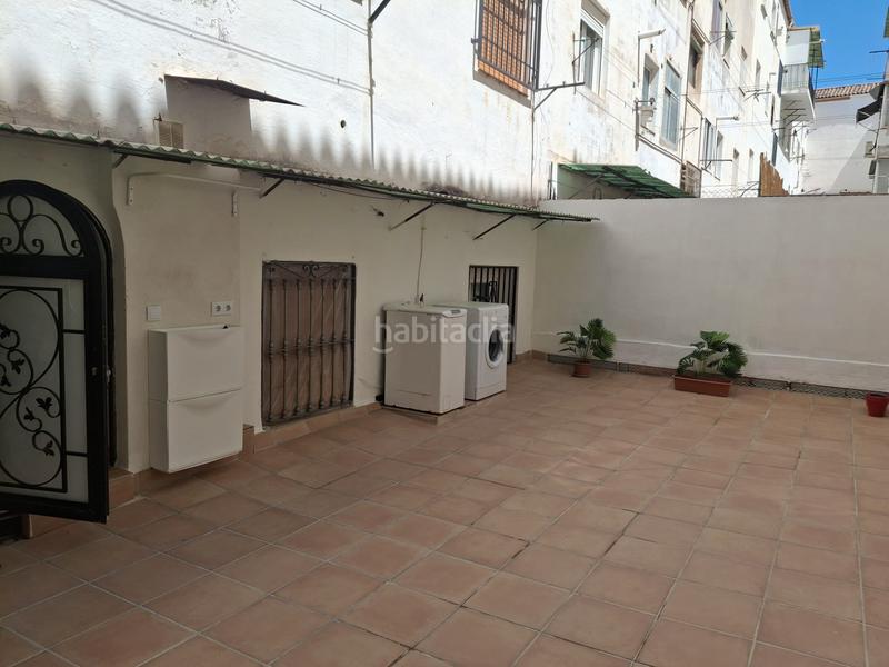 Foto 64671686-b920-488c-8b18-d2c3a21a8da6. Piso en calle azor 25 en Pajaritos Granada