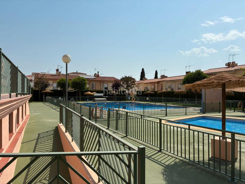 Foto 6b5aafff-8970-4648-baf7-81c07559d54f. Piso en avenida casa grande 2 en Gójar
