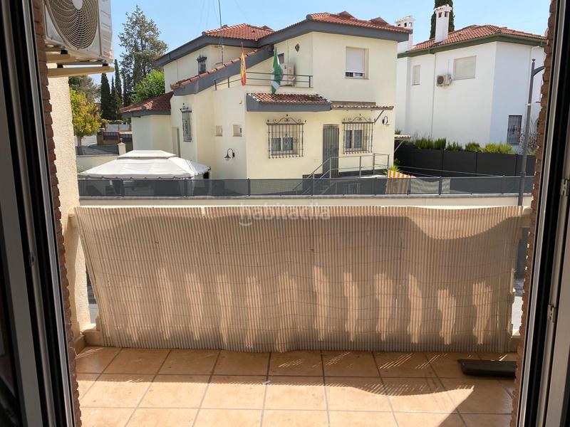 Foto 6c69a9b6-bfe9-41e8-83d2-19981ee17508. Piso en avenida casa grande 2 en Gójar