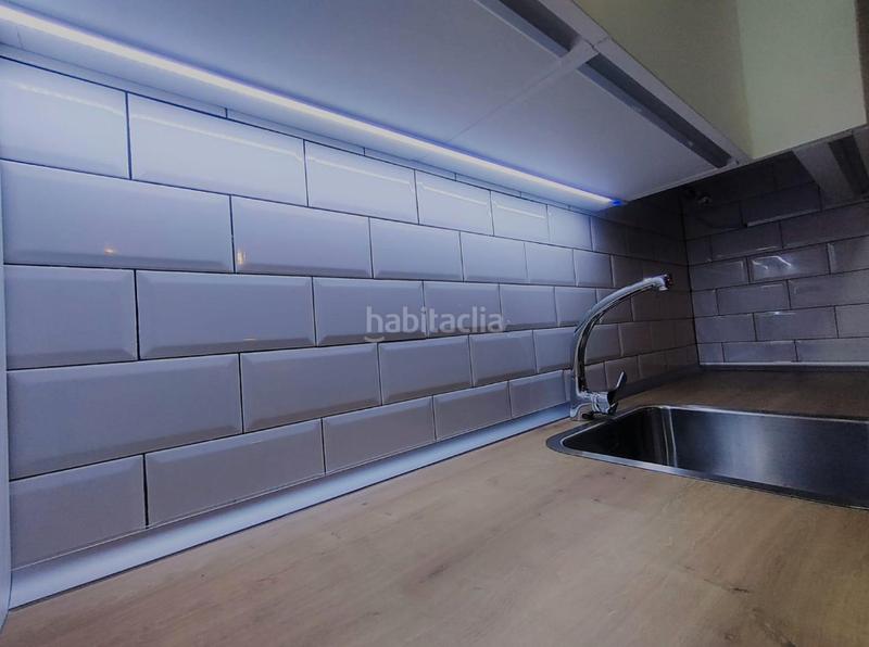 Foto b81ef0ad-37a3-4a96-984c-f1a84b129475. Alquiler piso en calle isaac albeniz 4 en Pulianas
