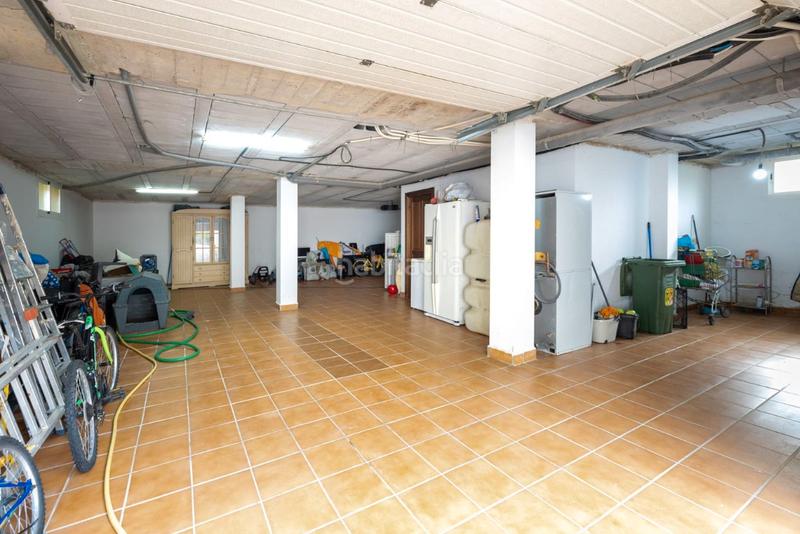 Foto 444b10b5-26b3-46c0-ac79-b1d869c1ac07. Chalet dans calle gredos 33a dans Altos de la Zubia Zubia (La)