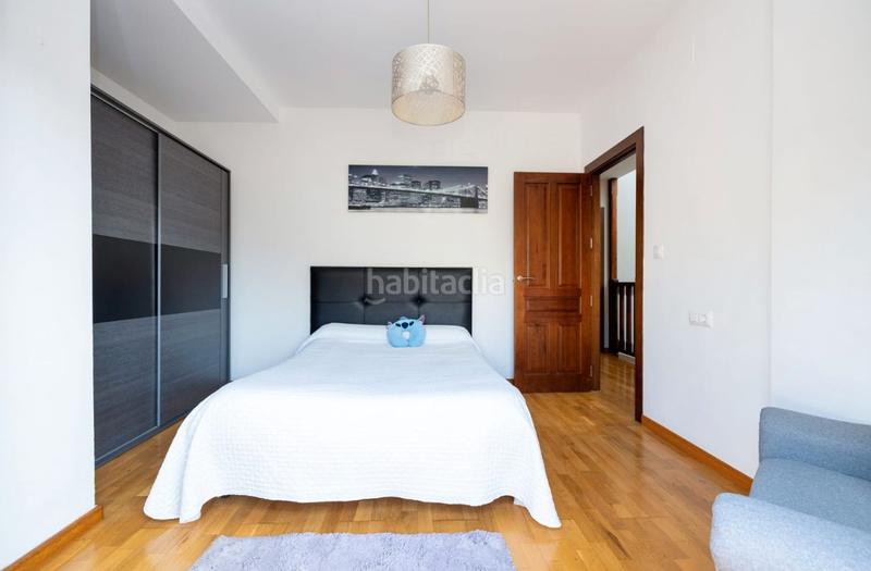 Foto 783d1328-4df5-4c2d-8143-60574d809b37. Chalet dans calle gredos 33a dans Altos de la Zubia Zubia (La)