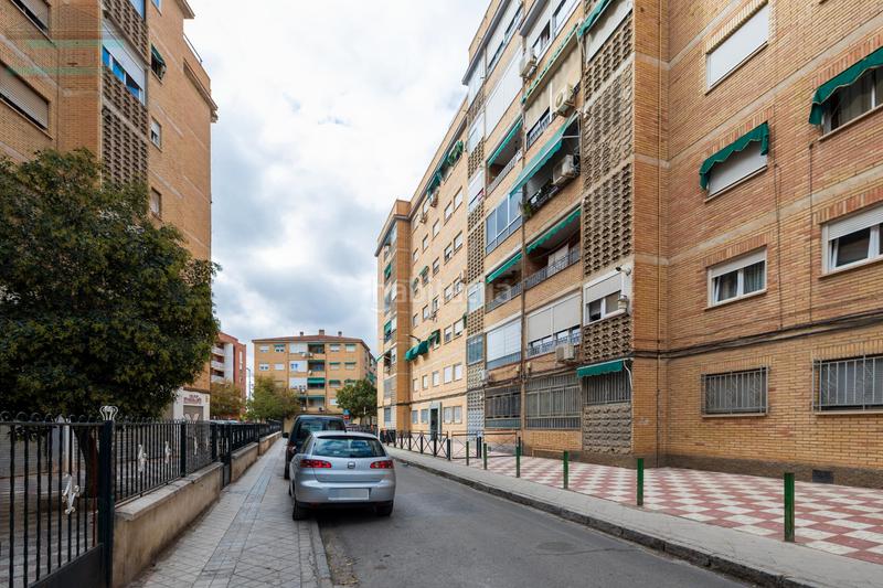 Foto 533e363e-719c-4ec0-ad1e-ceb9bab7a80c. Piso en avenida de cadiz 36 en Barrio de Zaidín Granada