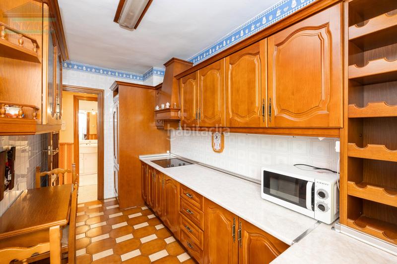 Foto a9d95b02-8c53-47b7-8456-8b92f8c0603f. Piso en avenida de cadiz 36 en Barrio de Zaidín Granada