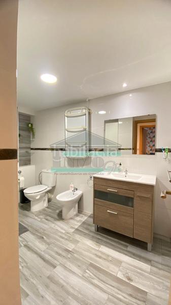 Foto a2db3acf-22e0-4d56-ba33-45712f818cb6. Location appartement dans travesía ingeniero santa cruz 23 dans Granada