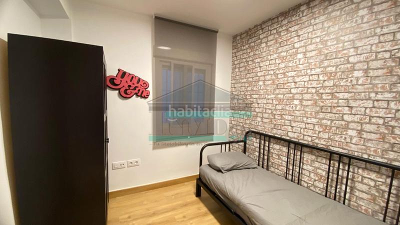 Foto e88b15ed-b790-49b2-a32d-6eadf27fe1c3. Location appartement dans travesía ingeniero santa cruz 23 dans Granada