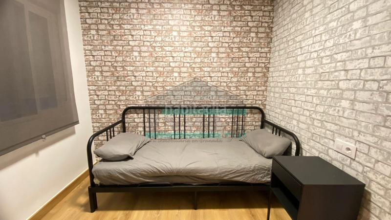 Foto 08ba6e41-21c9-45a2-bee0-47200d2195ec. Lloguer pis a travesía ingeniero santa cruz 23 a Granada