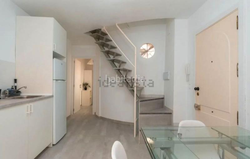 Foto 69a38864-f860-4cbf-835d-f793f88cde6a. Appartement dans calle comendadoras de santiago 13 dans Granada