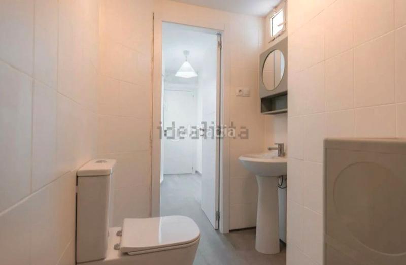 Foto fedf8f76-ad16-4829-ab27-6803b4267377. Appartement dans calle comendadoras de santiago 13 dans Granada