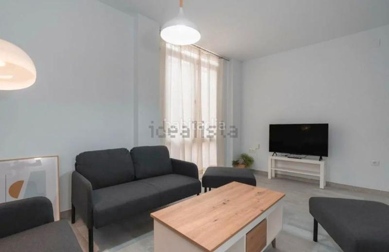 Foto bcbeab35-afff-45c9-965e-03ccf7cbedae. Piso en calle comendadoras de santiago 13 en San Matías - Realejo Granada