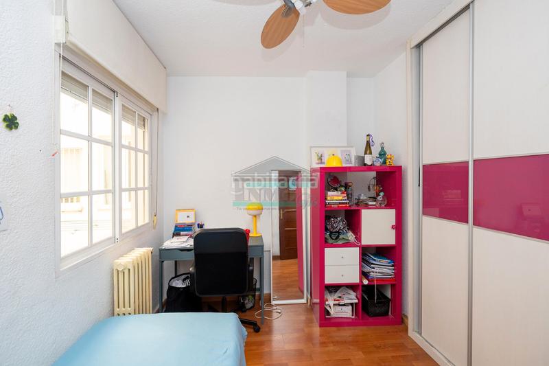 Foto 32b58c21-fdd5-4ebe-a2fe-8e3bcb5242b9. Appartement dans calle pedro antonio de alarcón 33 dans Granada