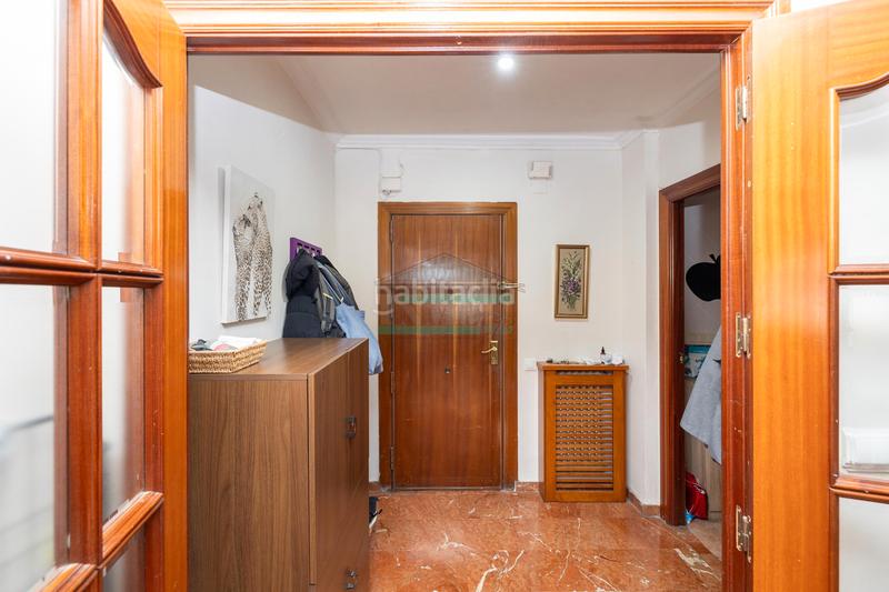 Foto d70beebb-6194-4daf-a60f-8715a3e2d12b. Appartement dans calle pedro antonio de alarcón 33 dans Granada